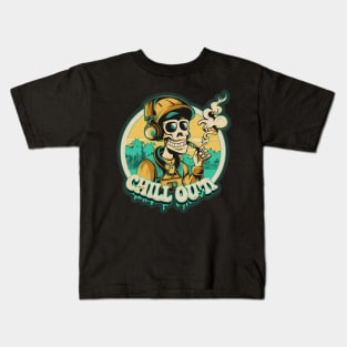 Hip Hop Skull Chill Out Artwork smoking weed Kids T-Shirt